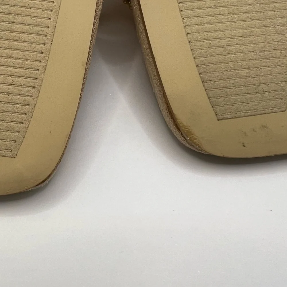 Guess Y GWHabbit sandals NWOB size 9.5